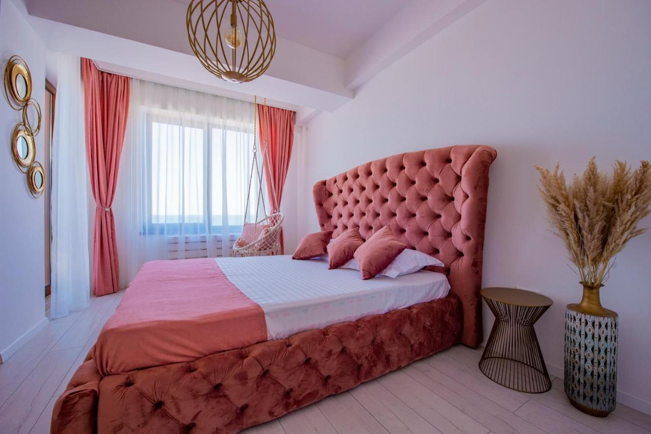 Апартаменти Summerland Luxury Velvet Front Sea View Мамая Екстер'єр фото